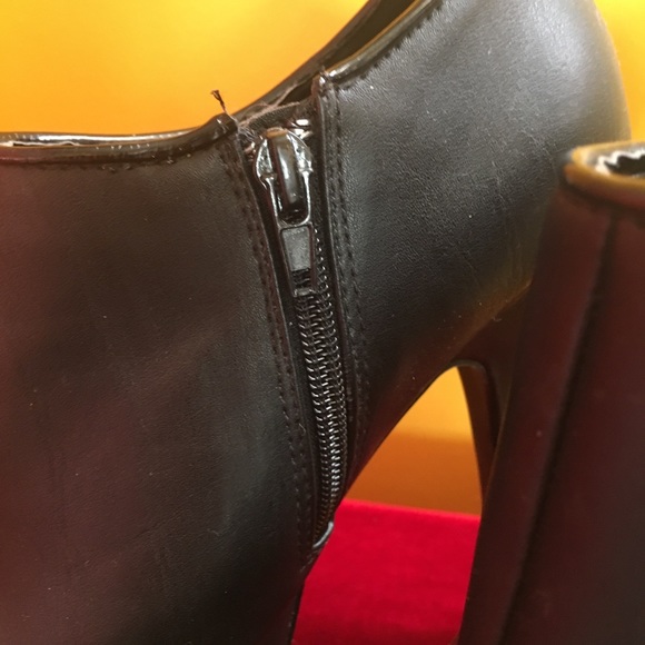 Sexy XXI Stilettos - Picture 3 of 3